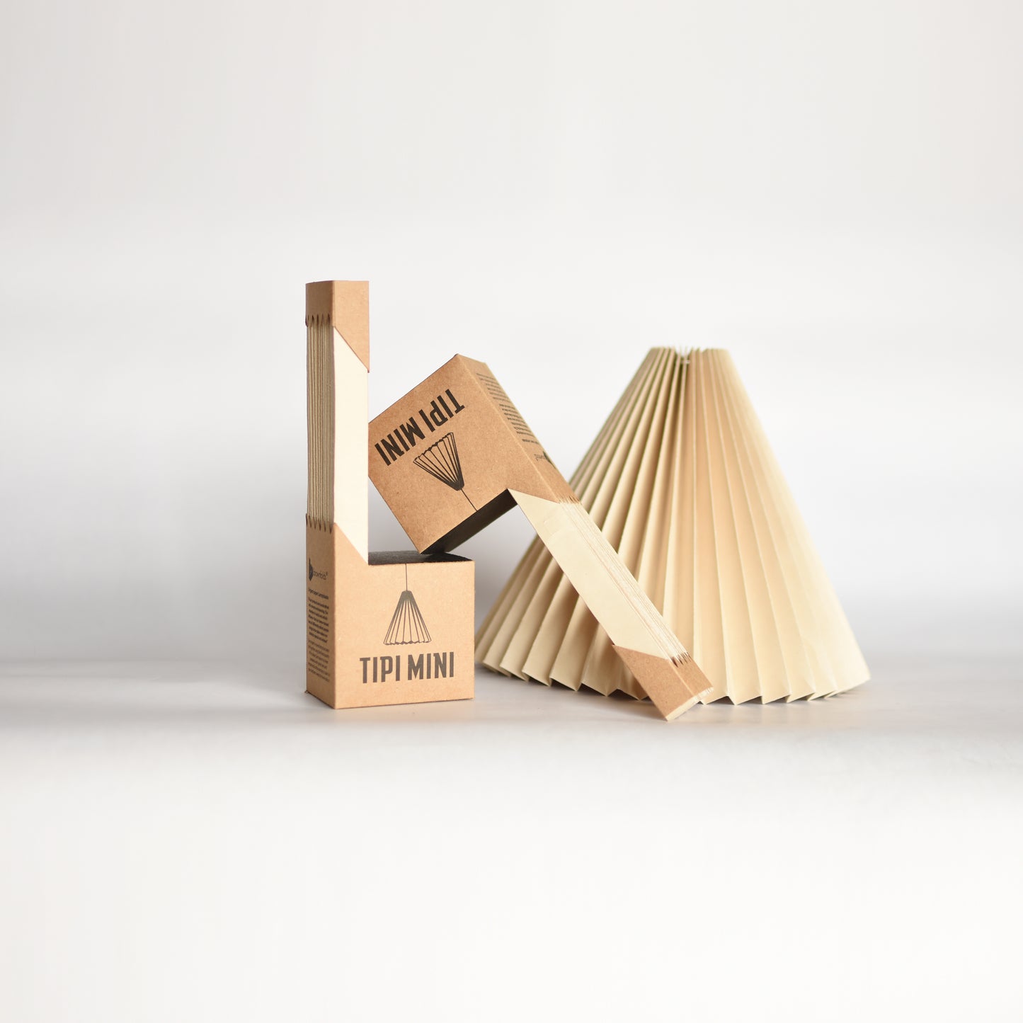 Gifts under INR 2000 Buy online