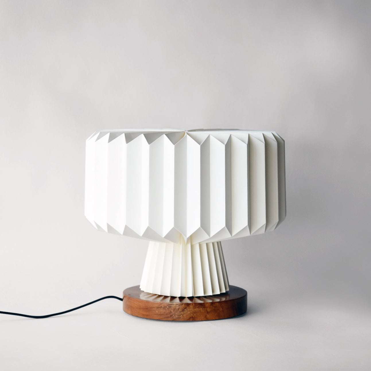 White Pleated lamp with teak wood base