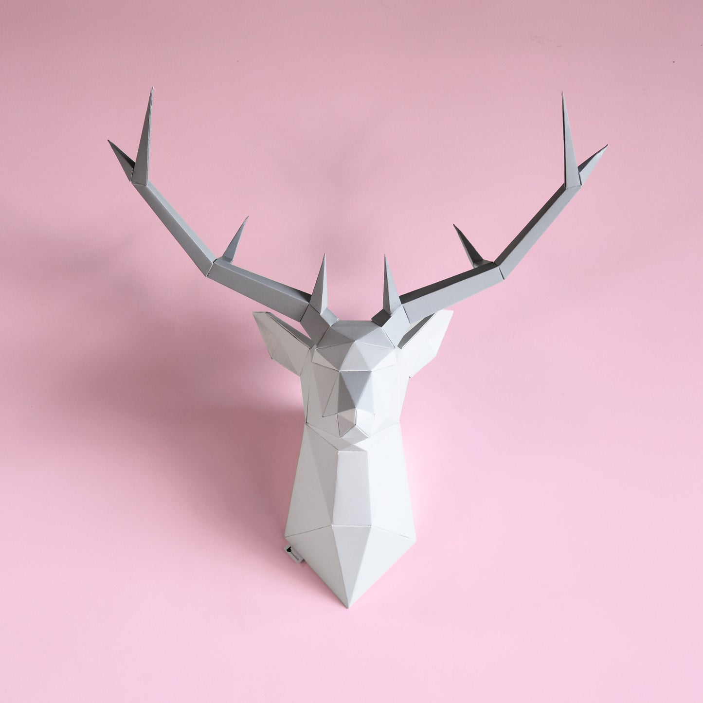 Deer poly head wall trophy animal horns interior decor home decor design polygon geometry design
